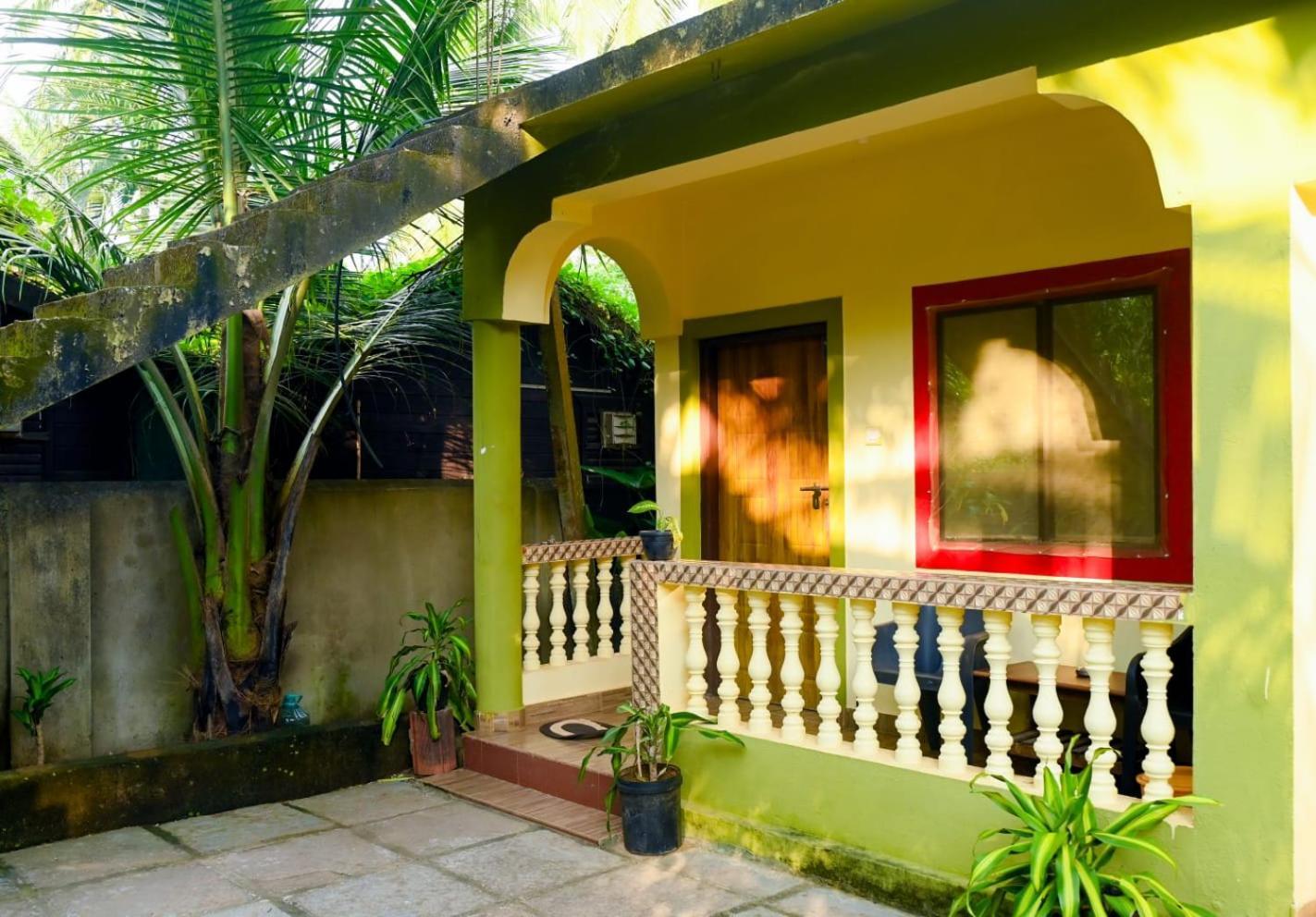 One Love Guest House Morjim Exteriör bild